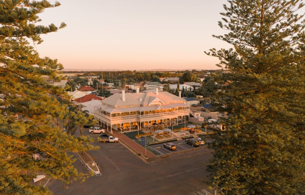 PORT BROUGHTON HOTEL